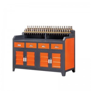 Тежък -мито стърчи- шкаф за инструменти на платформата